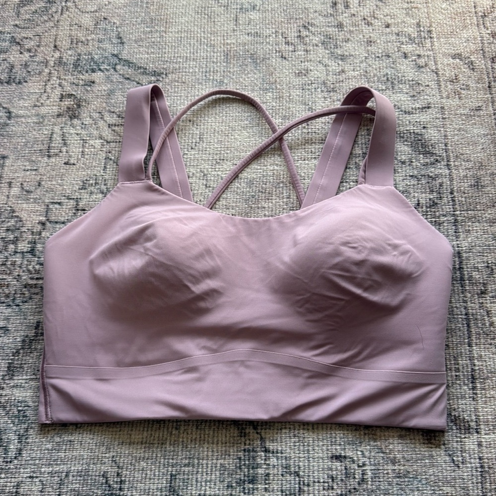 Lululemon Like a Cloud Bra C/D cup Smoky Lilac. Size 8